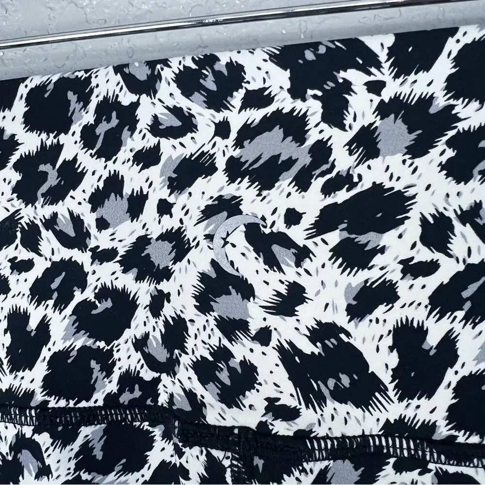 ZYIA Snow Leopard Pocket Brilliant Hi-Rise 7/8 Leggings 8-10 - Black White Gray - Picture 5 of 9